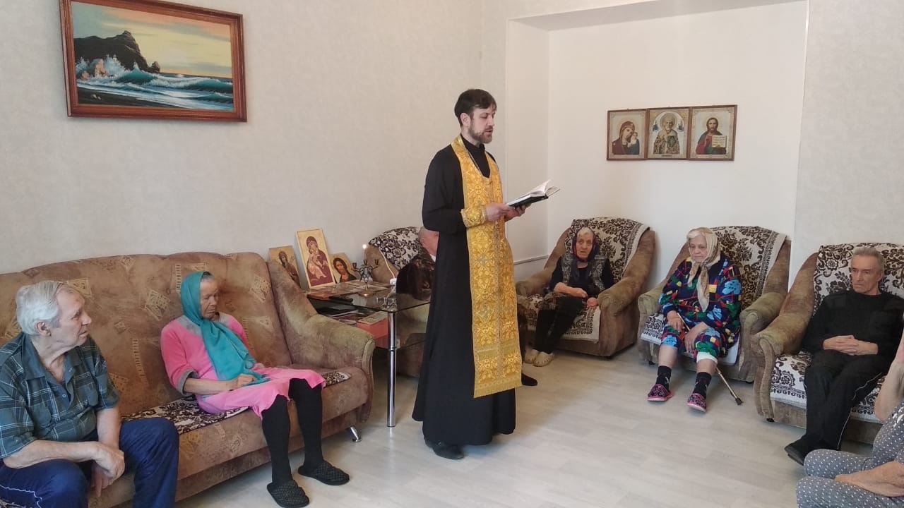 Благодарственный молебен для подопечных социально-реабилитационного центра