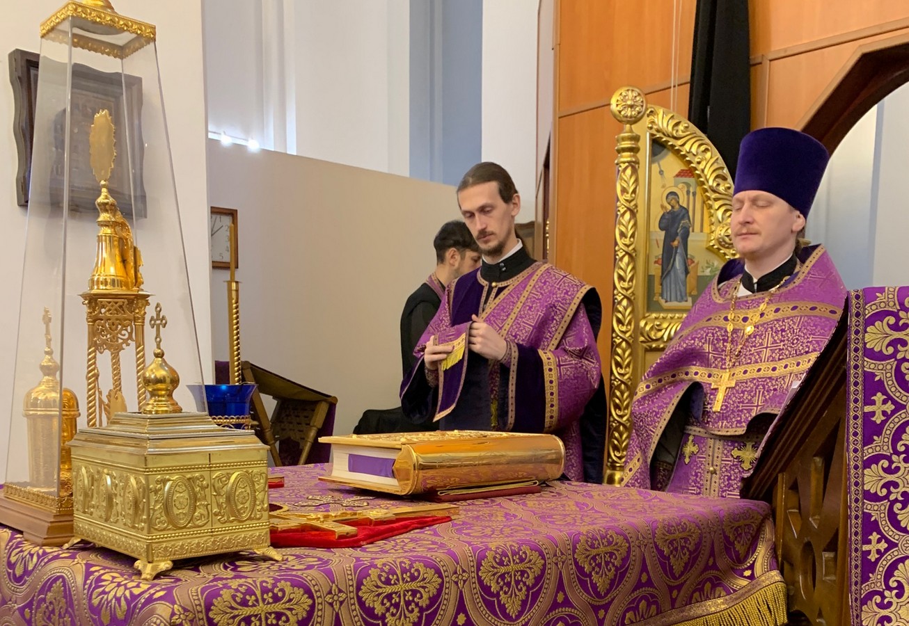 Неделя Крестопоклонная