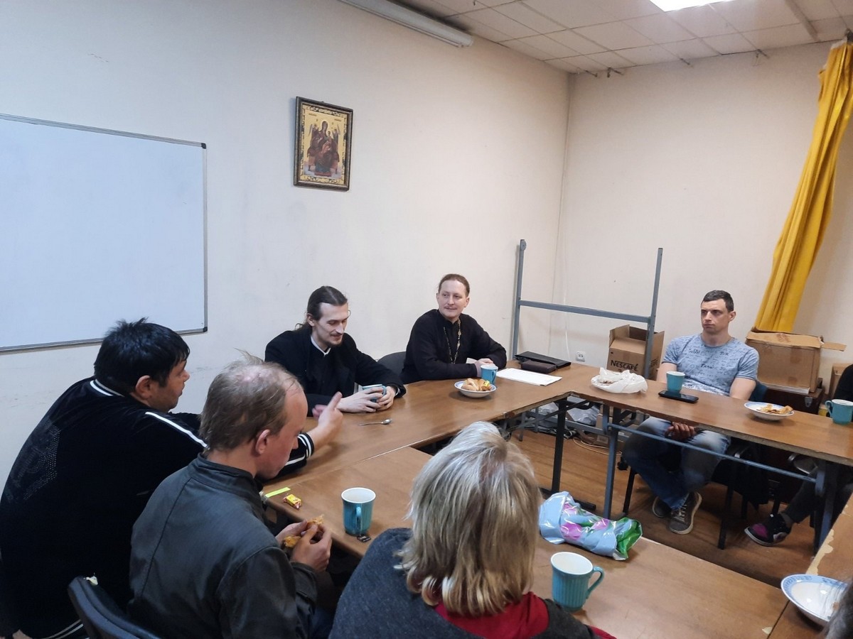 В богословском обществе «Феникс» прошла очередная беседа
