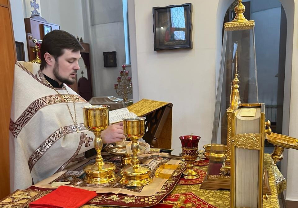 Неделя сыропустная, воспоминание Адамова изгнания
