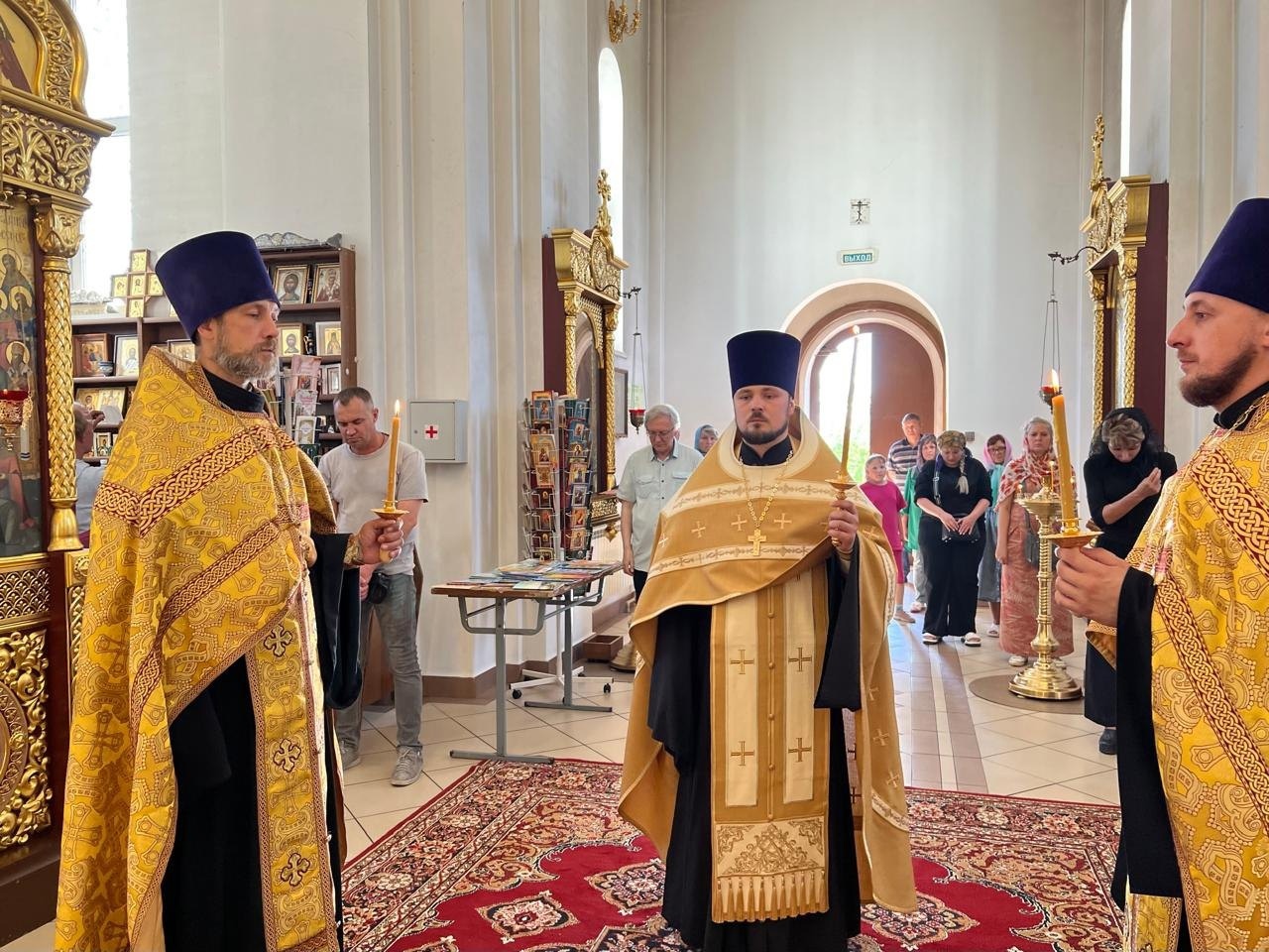 Канун Недели 1-й по Пятидесятнице, Всех святых
