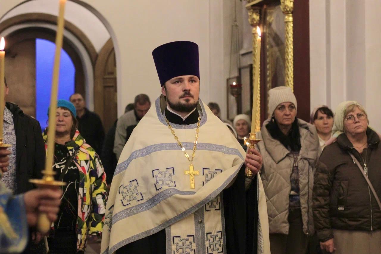 Покров Пресвятой Владычицы нашей Богородицы и Приснодевы Марии. Всенощное бдение