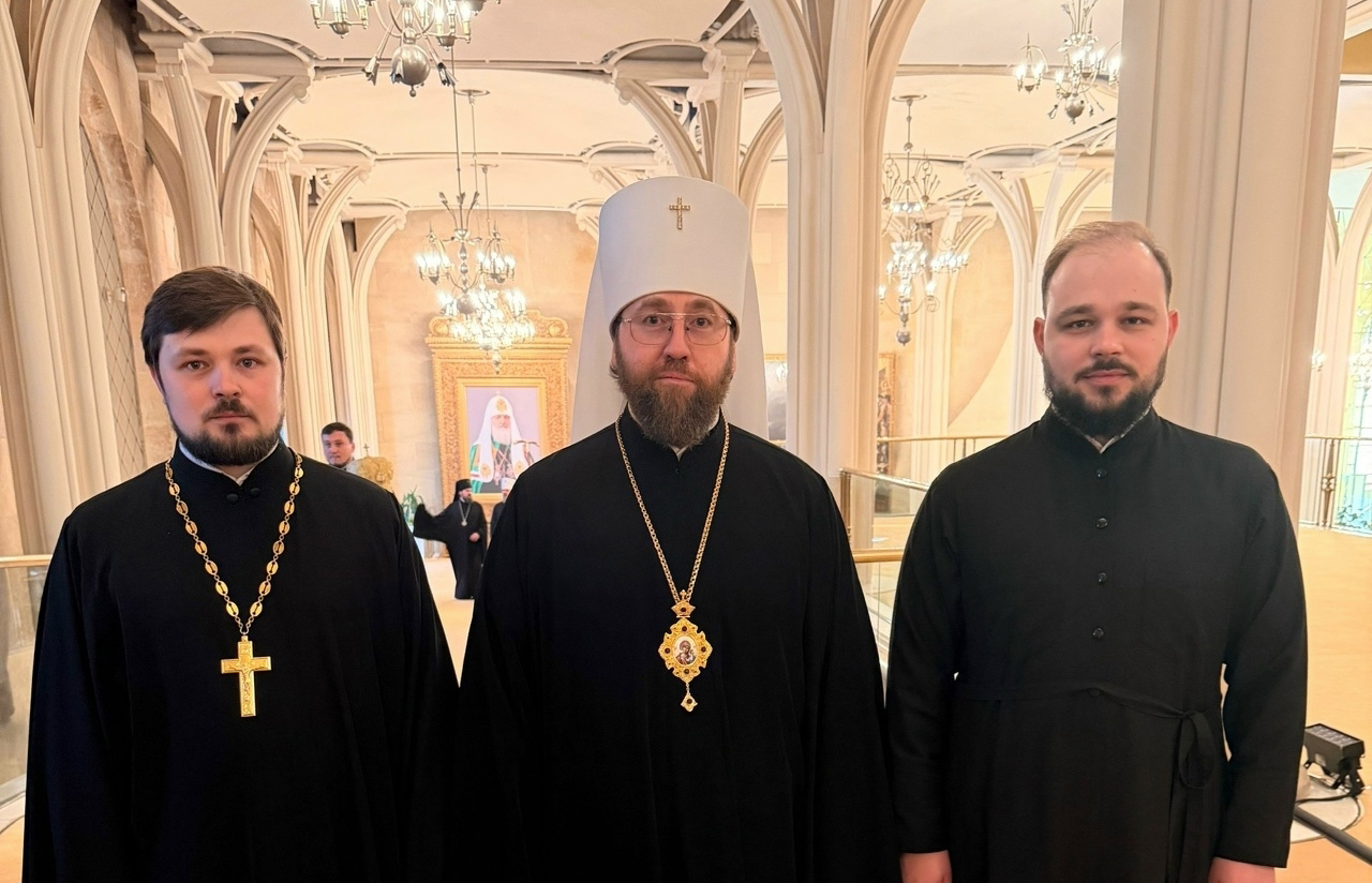 Митрополит Игнатий принял участие в Божественной Литургии и торжествах в день тезоименитства святейшего патриарха Кирилла