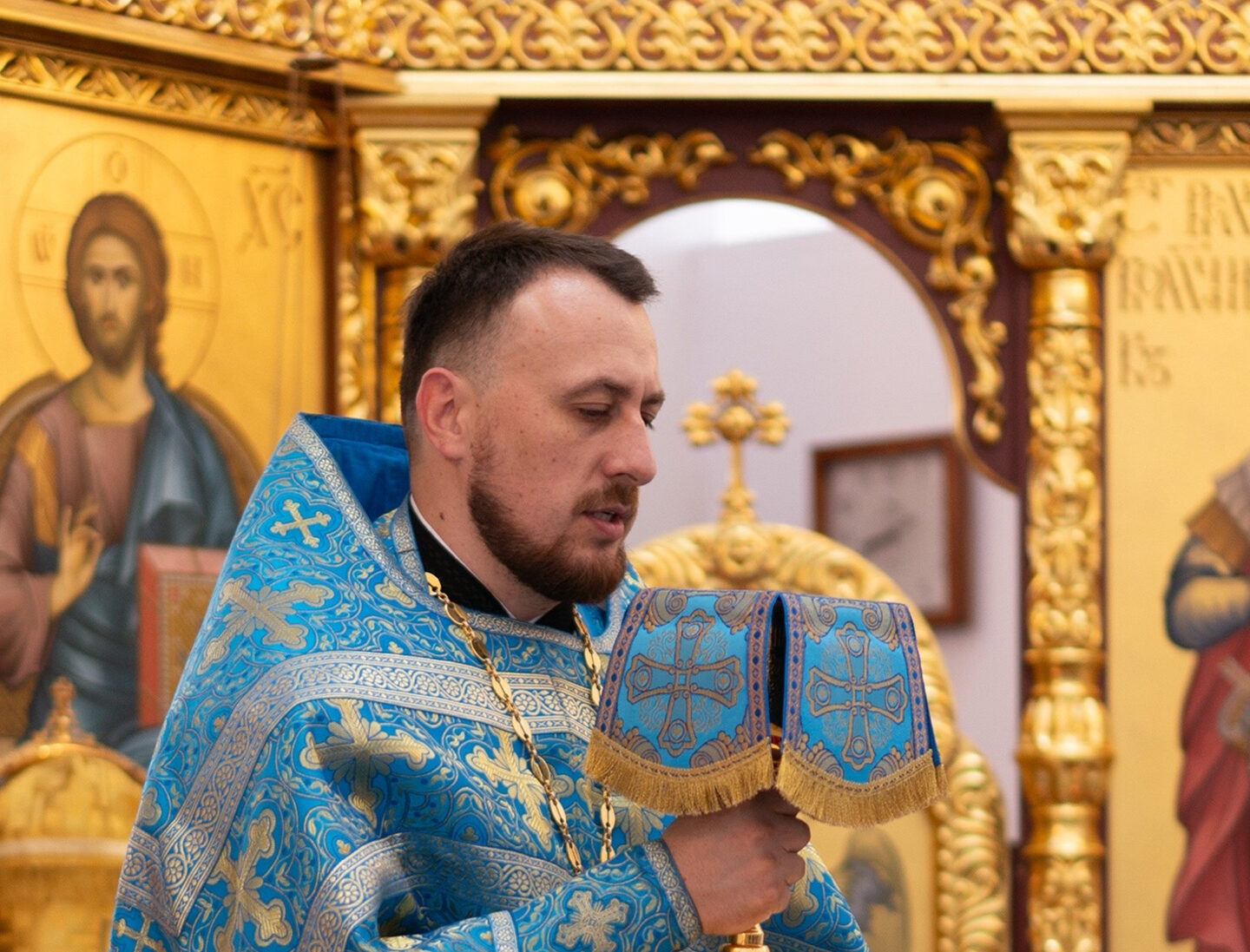 Неделя 13-я по Пятидесятнице. Попразднство Успения Пресвятой Богородицы. Божественная Литургия
