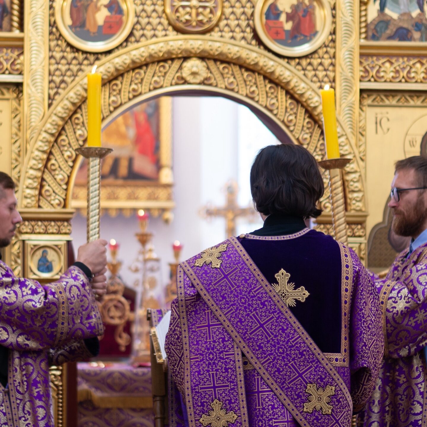 Неделя 17-я по Пятидесятнице. ВСЕМИРНОЕ ВОЗДВИЖЕНИЕ ЧЕСТНОГО И ЖИВОТВОРЯЩЕГО КРЕСТА ГОСПОДНЯ. Божественная Литургия